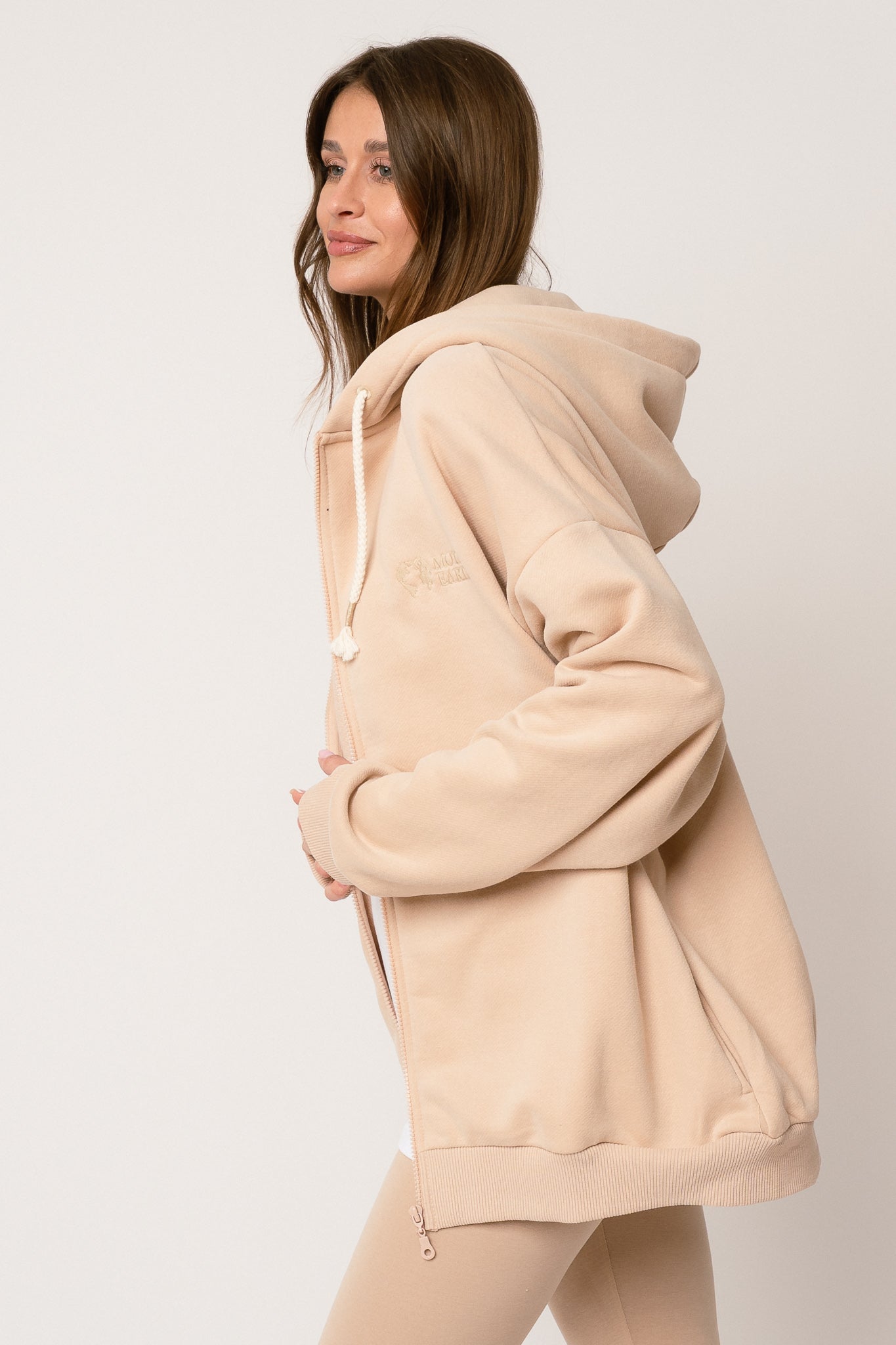 BEIGE ZIP-UP HOODIE - NIKO