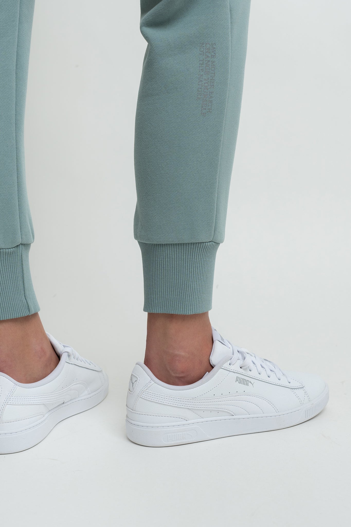 TURQUOISE JOGGER SWEATPANTS - BEGERA