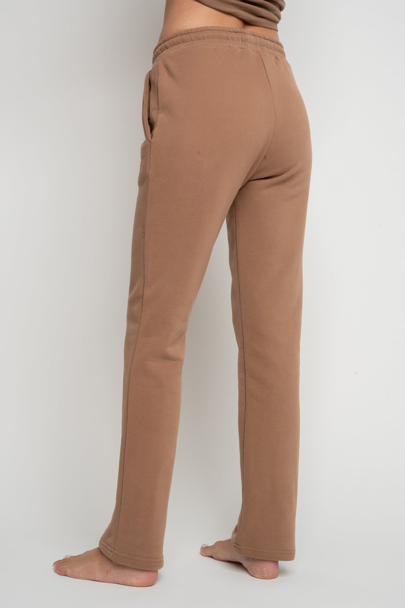 BROWN SWEATPANTS - PAEA