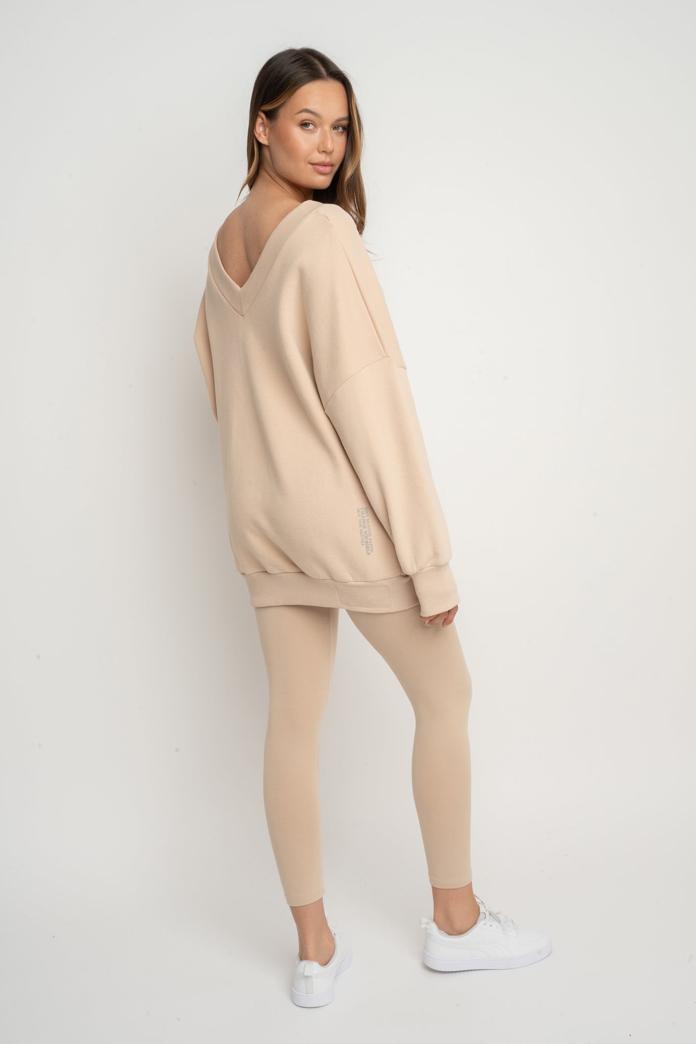 BEIGE OVERSIZED V-NECK SWEATSHIRT – BISCOE