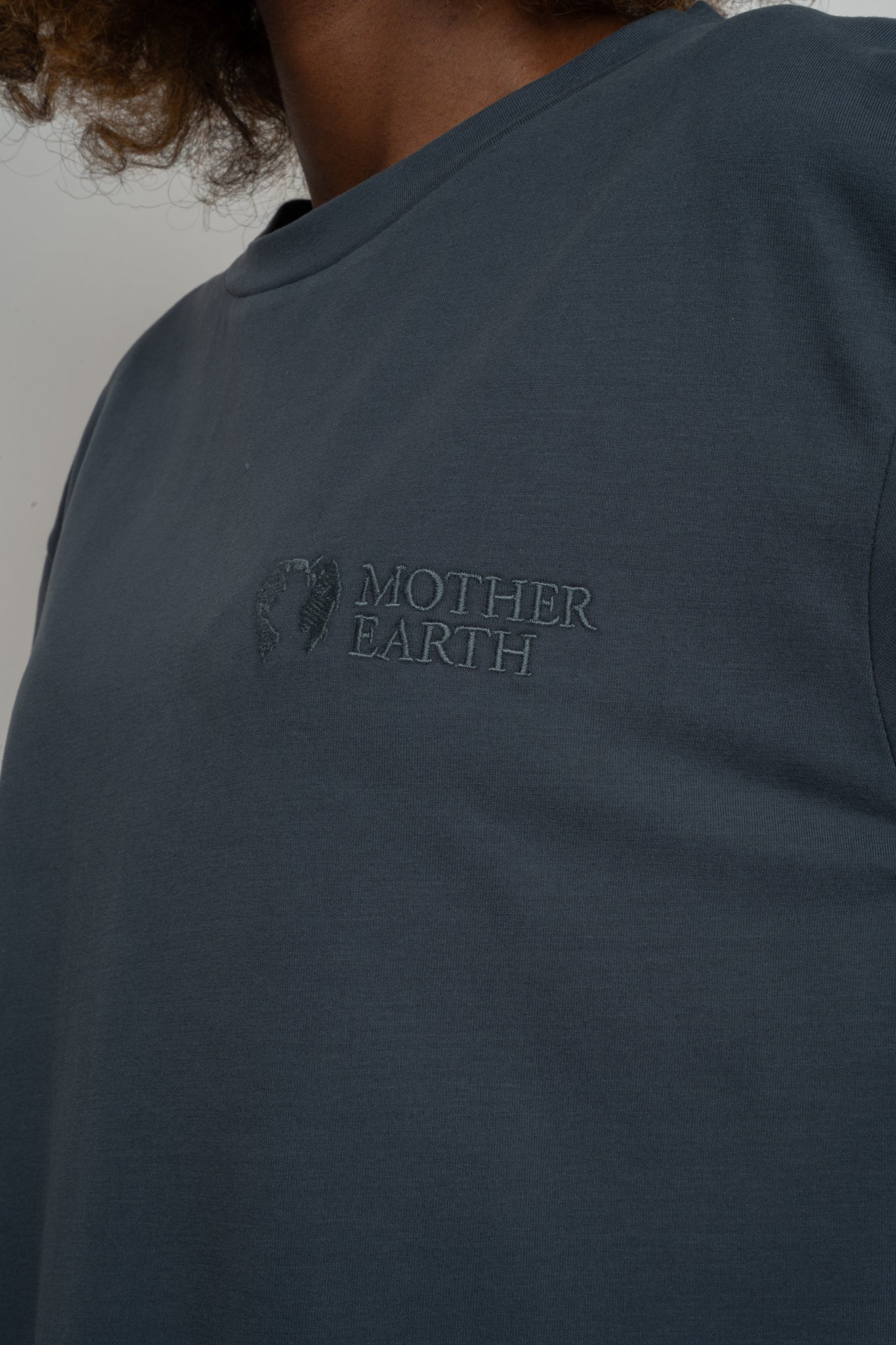 GRAY T-SHIRT - OYSTER