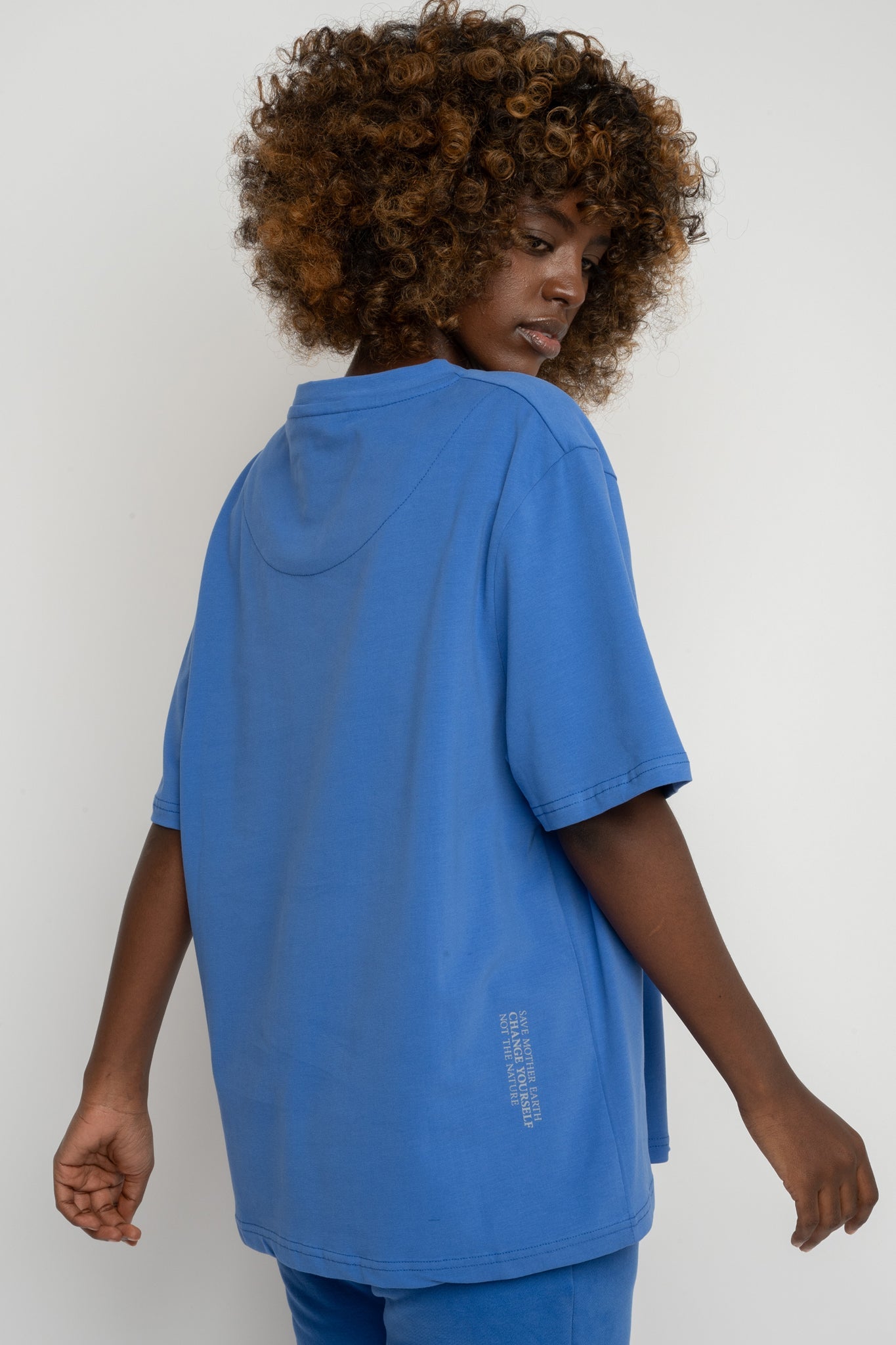 BLUE T-SHIRT - OYSTER