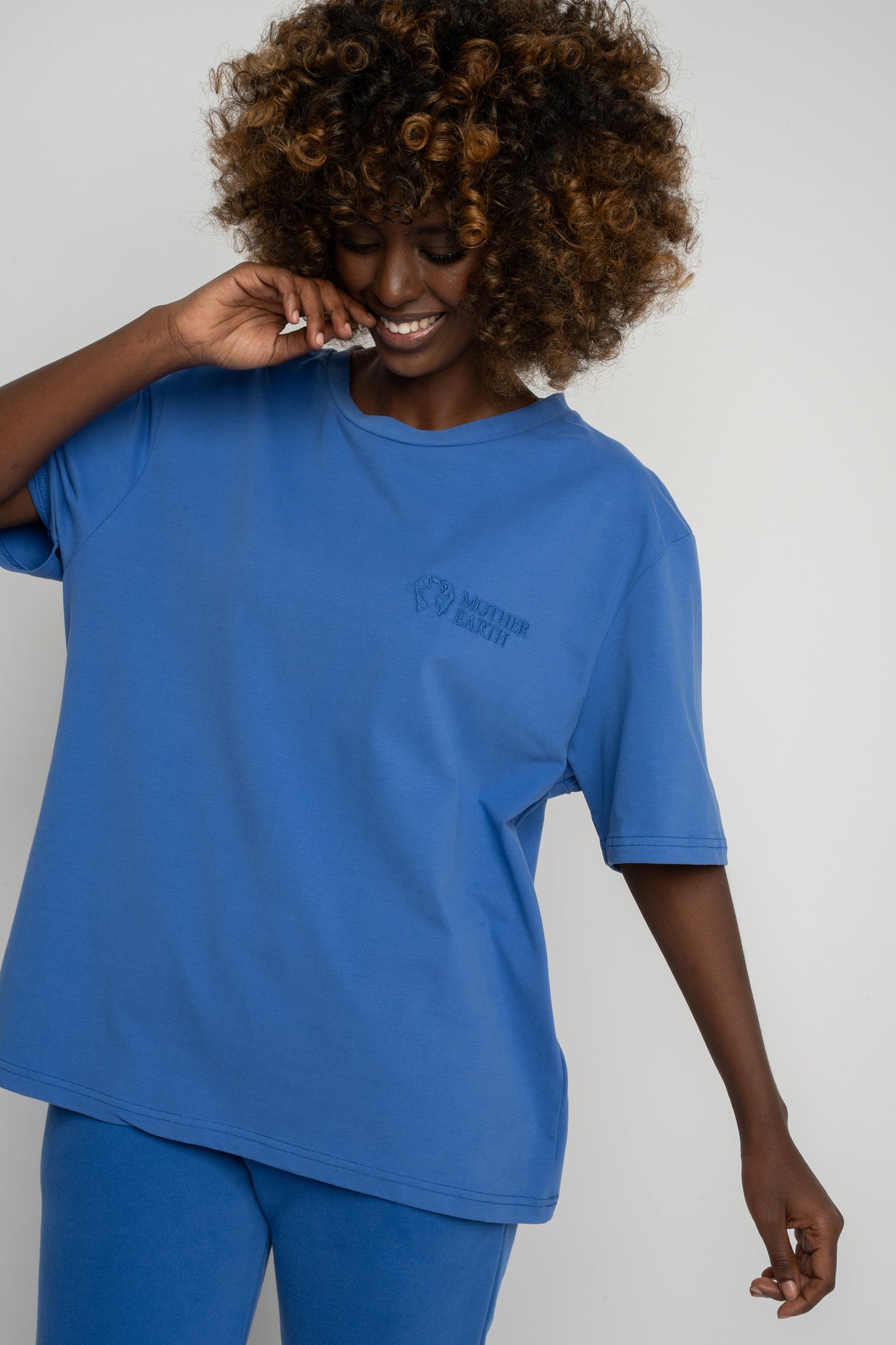BLUE T-SHIRT - OYSTER