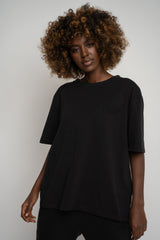 BLACK T-SHIRT - OYSTER