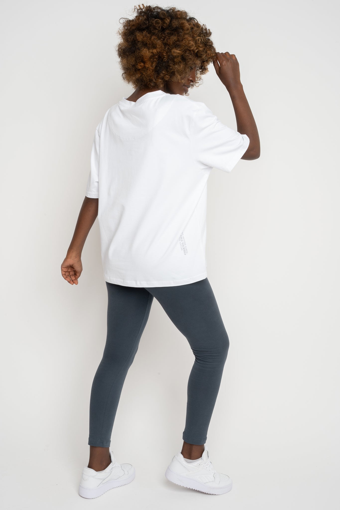 WHITE T-SHIRT - OYSTER