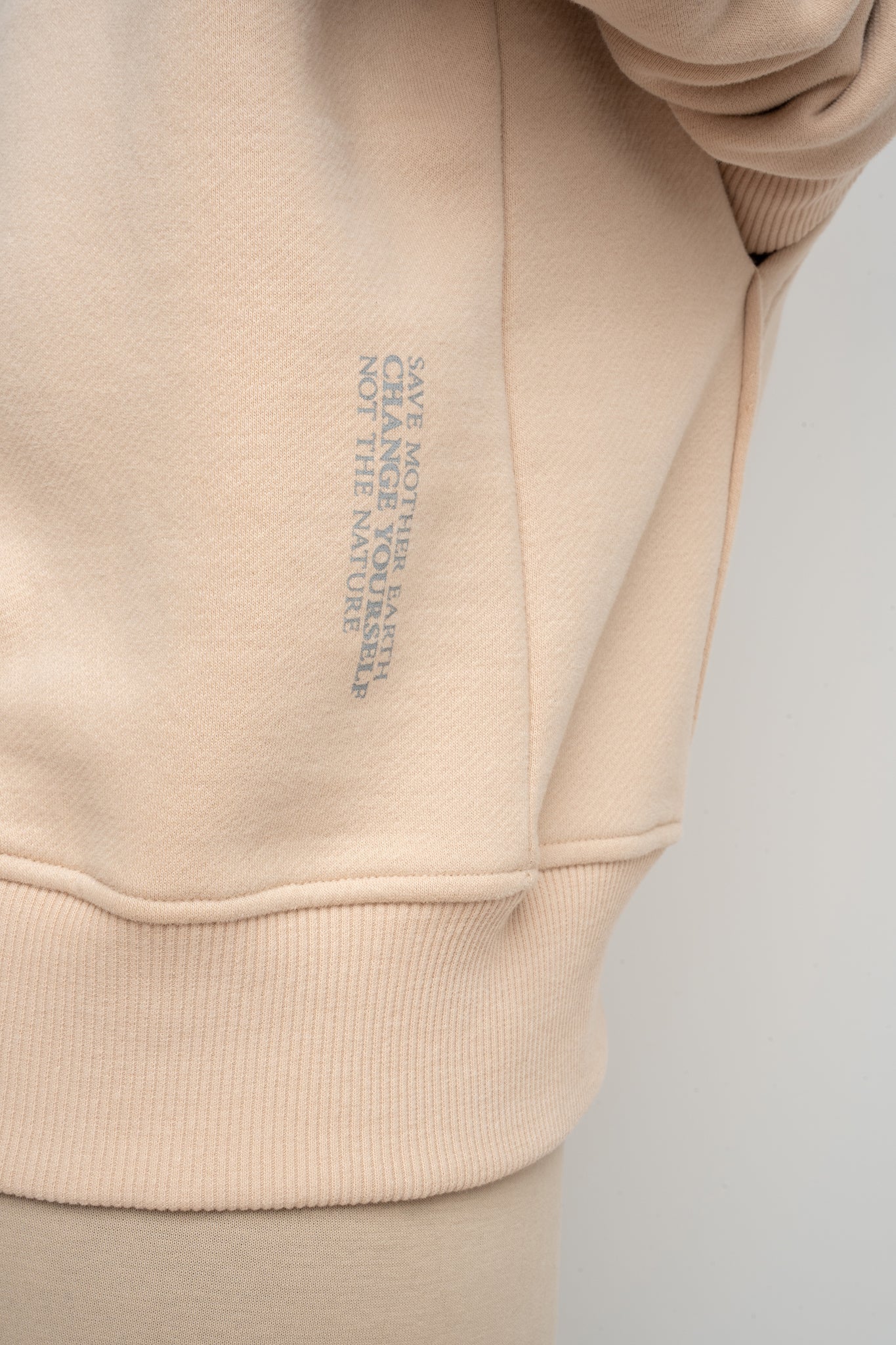 HOODED SWEATSHIRT BEIGE – MURIA
