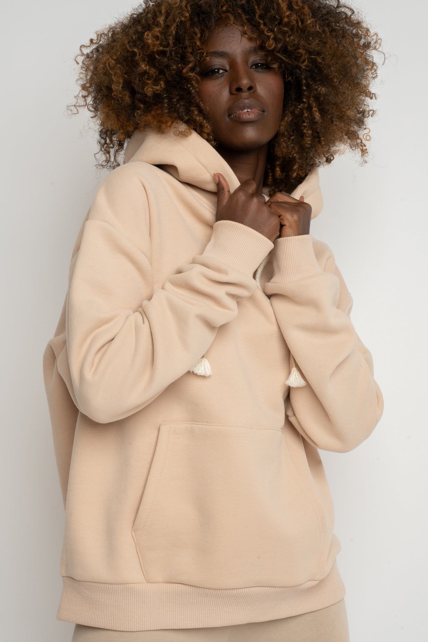 BEIGE HOODED SWEATSHIRT - MOHELI