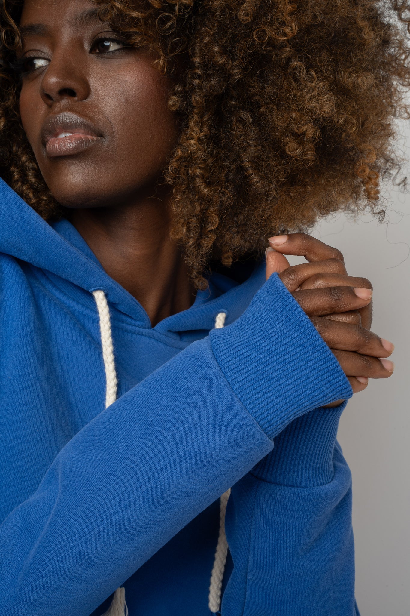 BLUE HOODED SWEATSHIRT - MOHELI