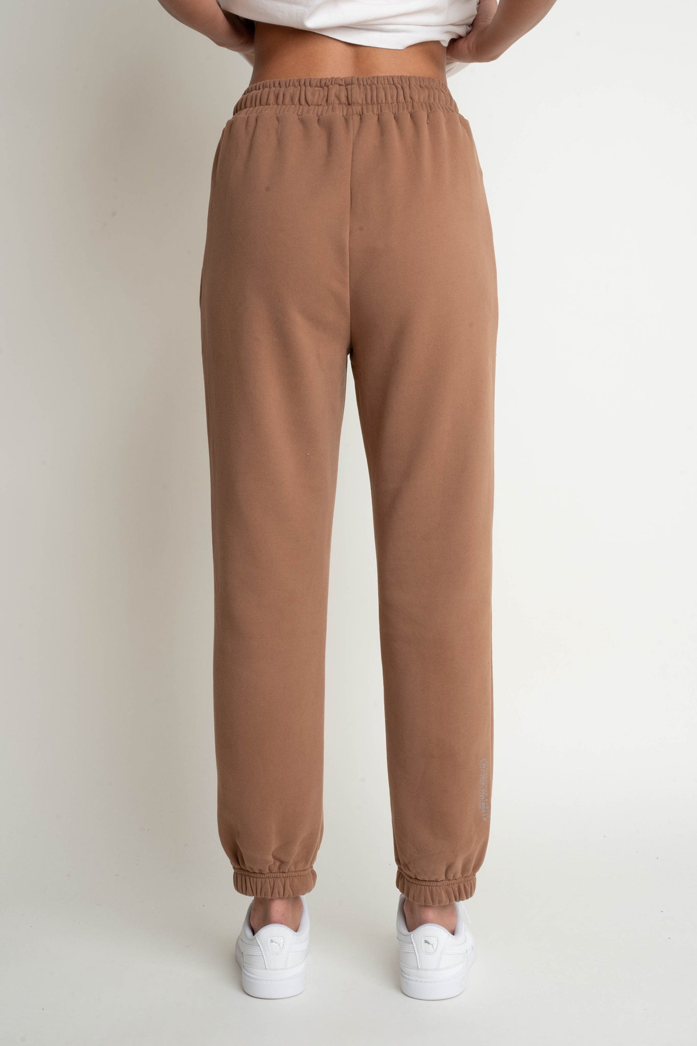 BROWN REGULAR FIT SWEATPANTS – MILOS