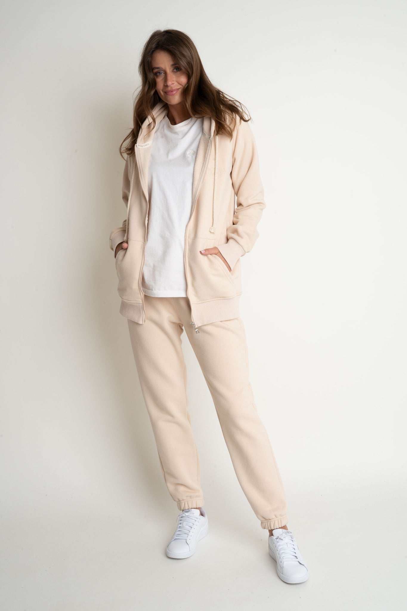 LIGHT BEIGE REGULAR FIT SWEATPANTS – MILOS