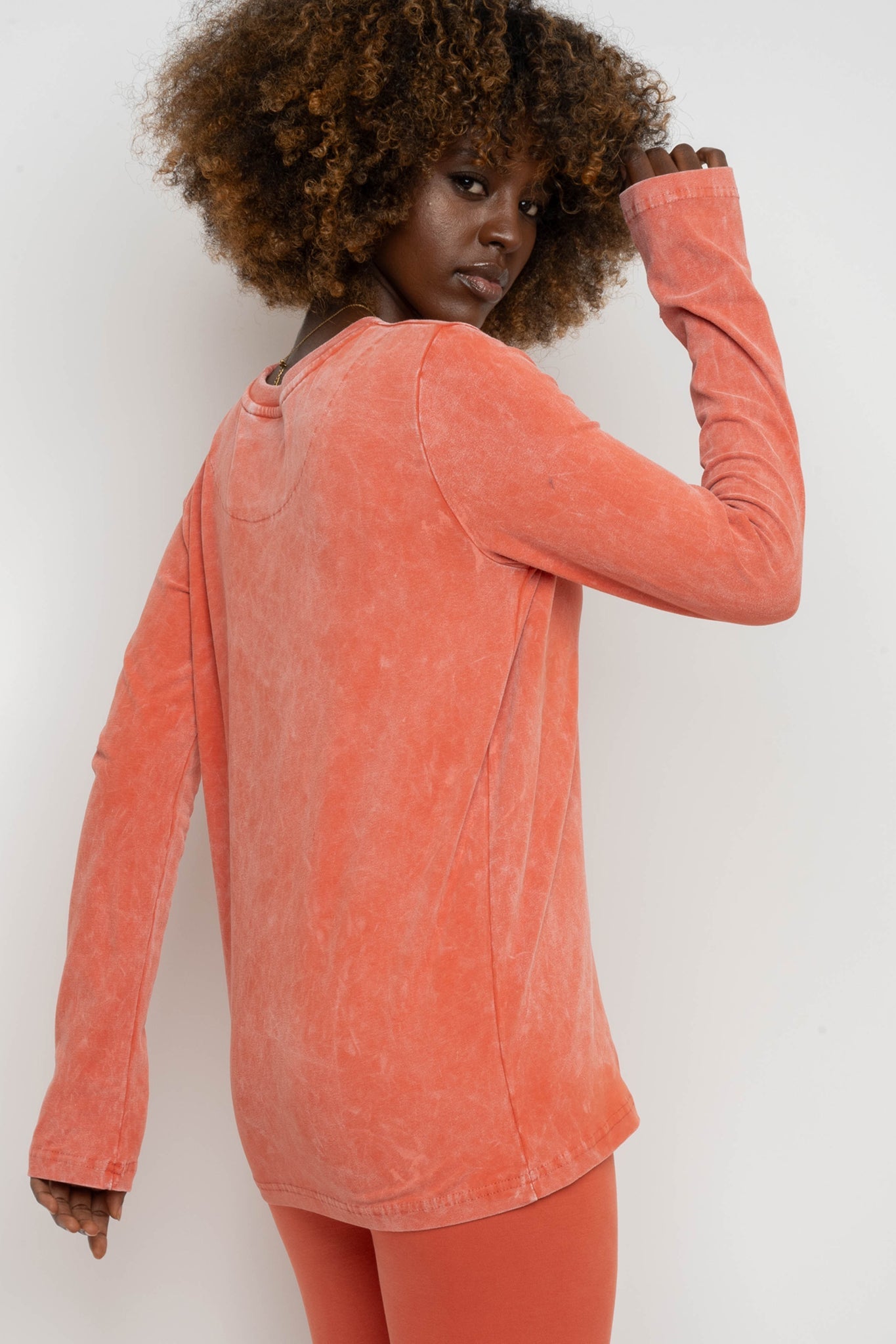 LONG SLEEVE WASHED EFFECT TOP ORANGE - POLIKSENA