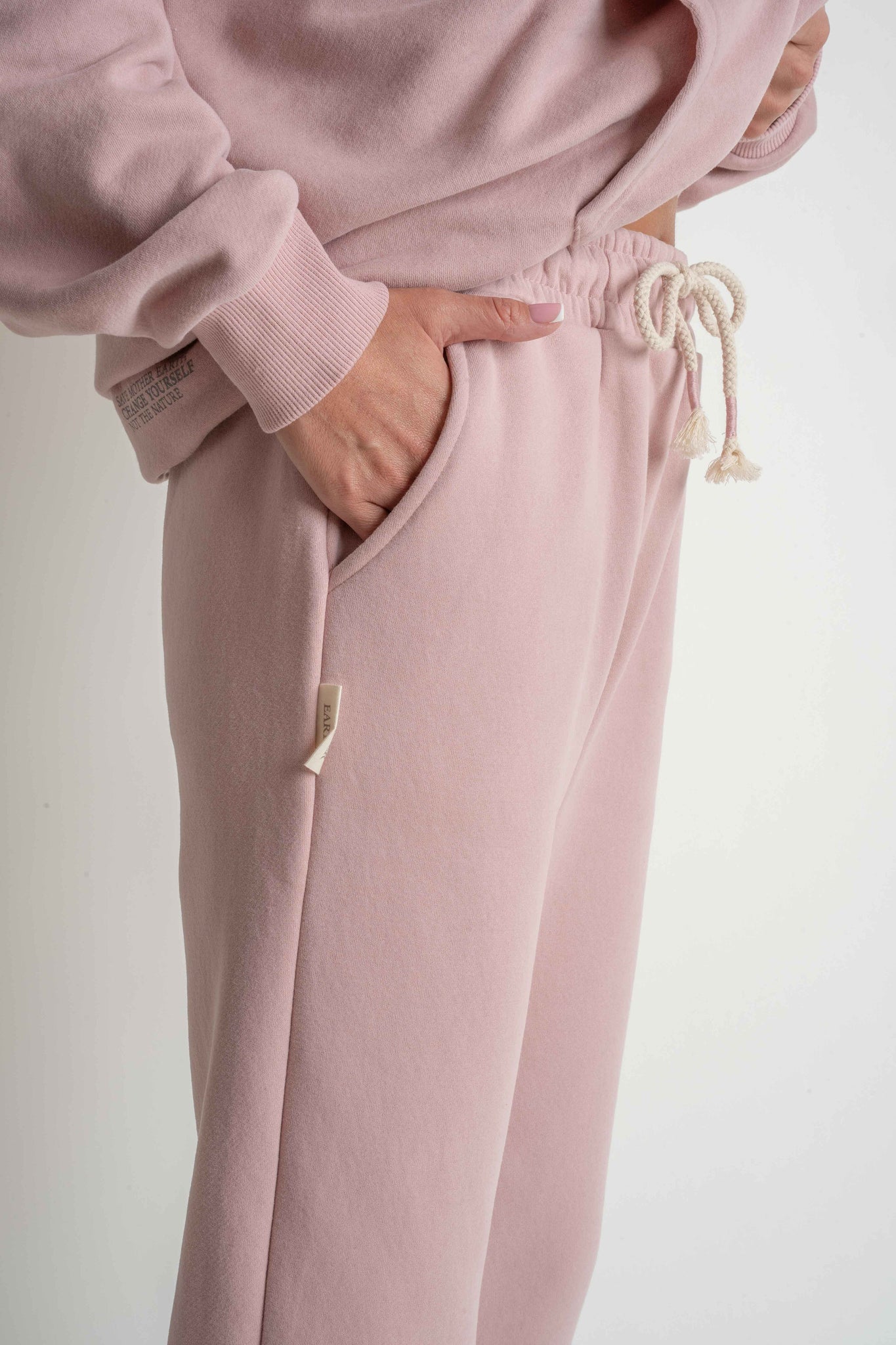 LIGHT PINK JOGGER SWEATPANTS - BEGERA