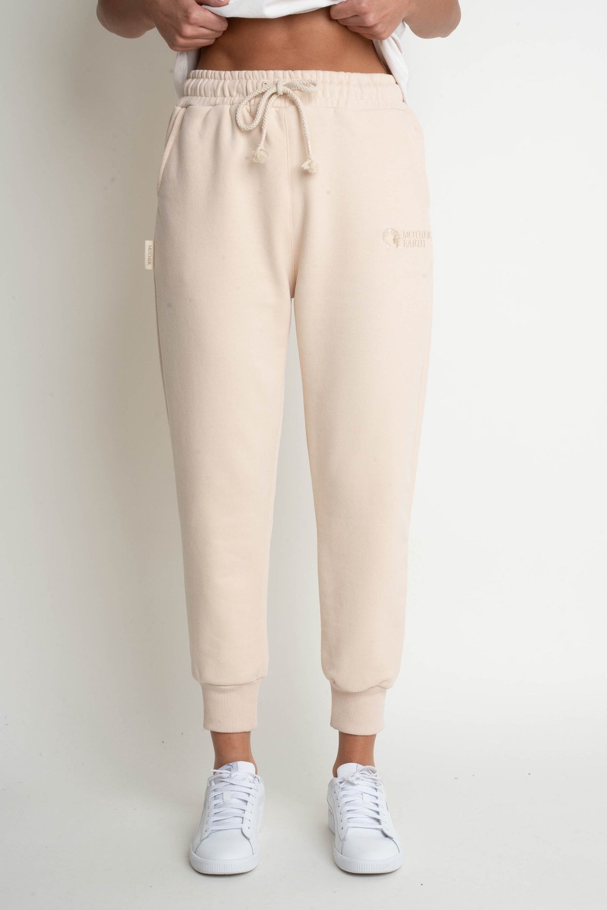 LIGHT BEIGE JOGGER SWEATPANTS - BEGERA
