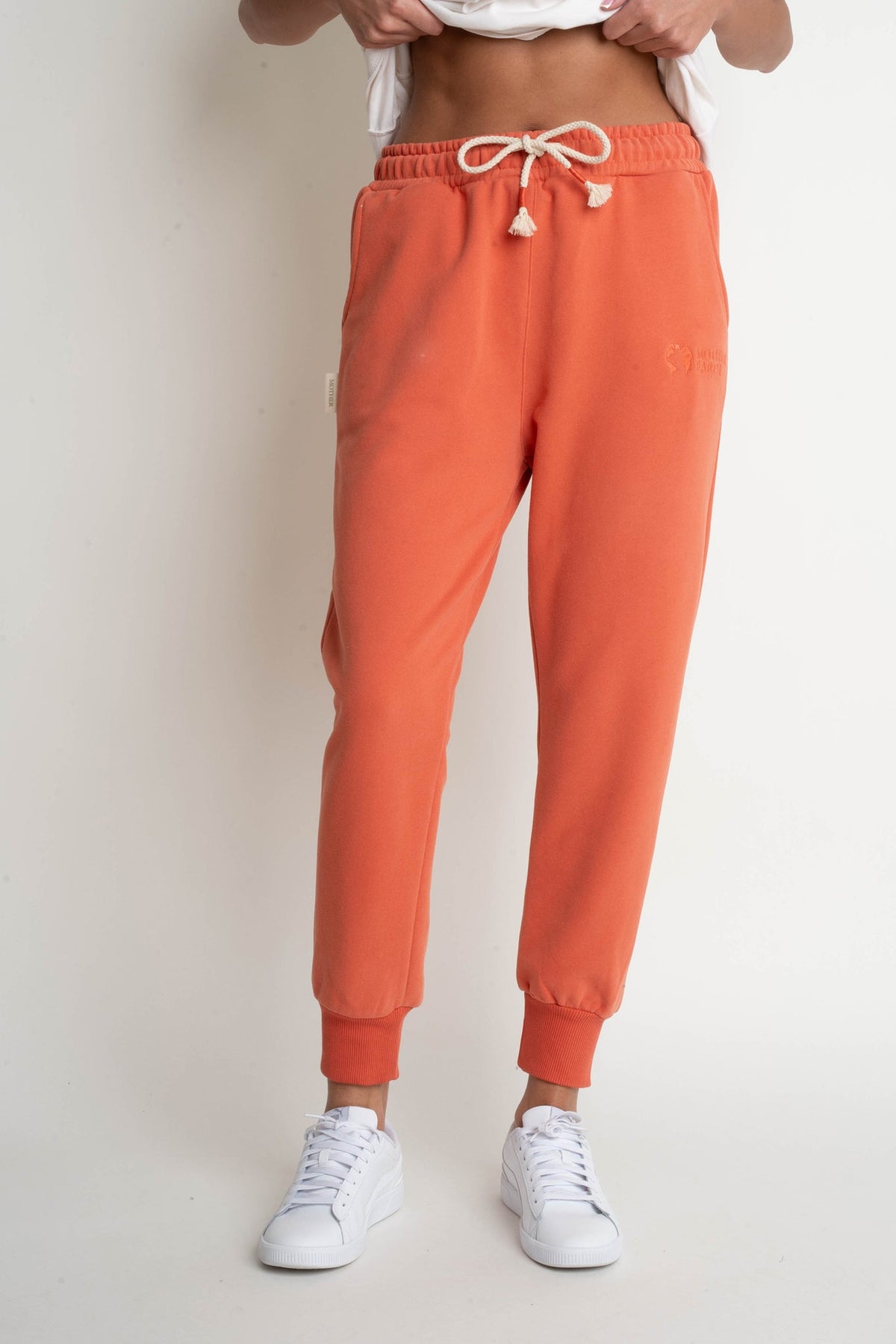 ORANGE JOGGER SWEATPANTS - BEGERA