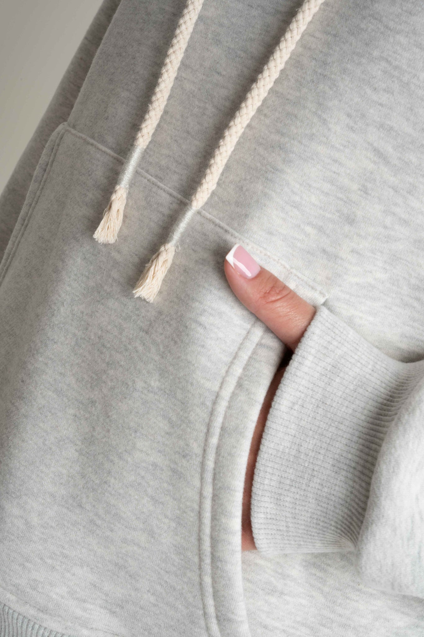 LIGHT GRAY HOODED SWEATSHIRT - MOHELI
