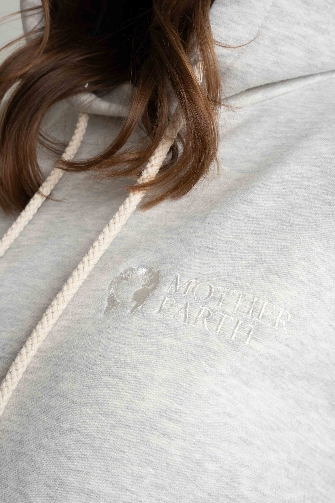 LIGHT GRAY HOODED SWEATSHIRT - MOHELI