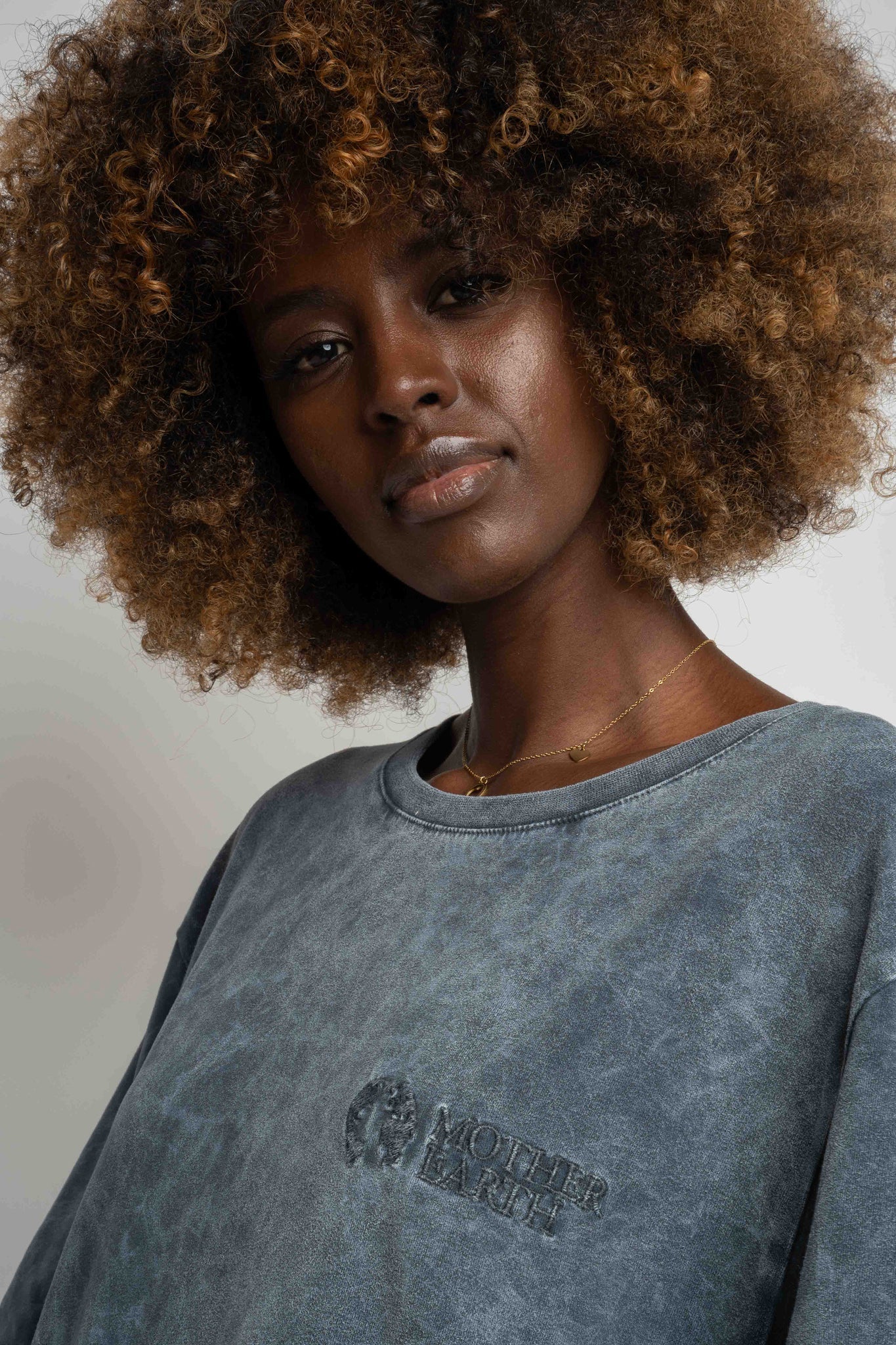 T-SHIRT WITH WASHED EFFECT GRAPHITE - ARETE