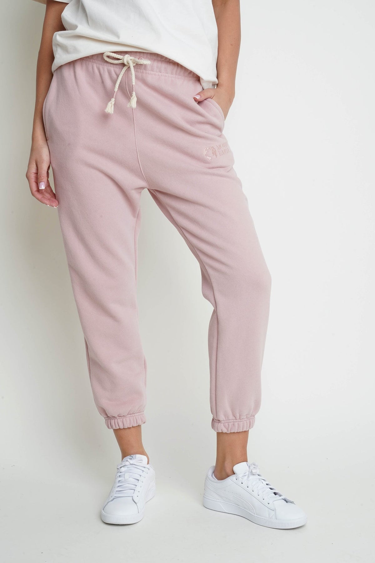 LIGHT PINK BAGGY SWEATPANTS - KARPATOS