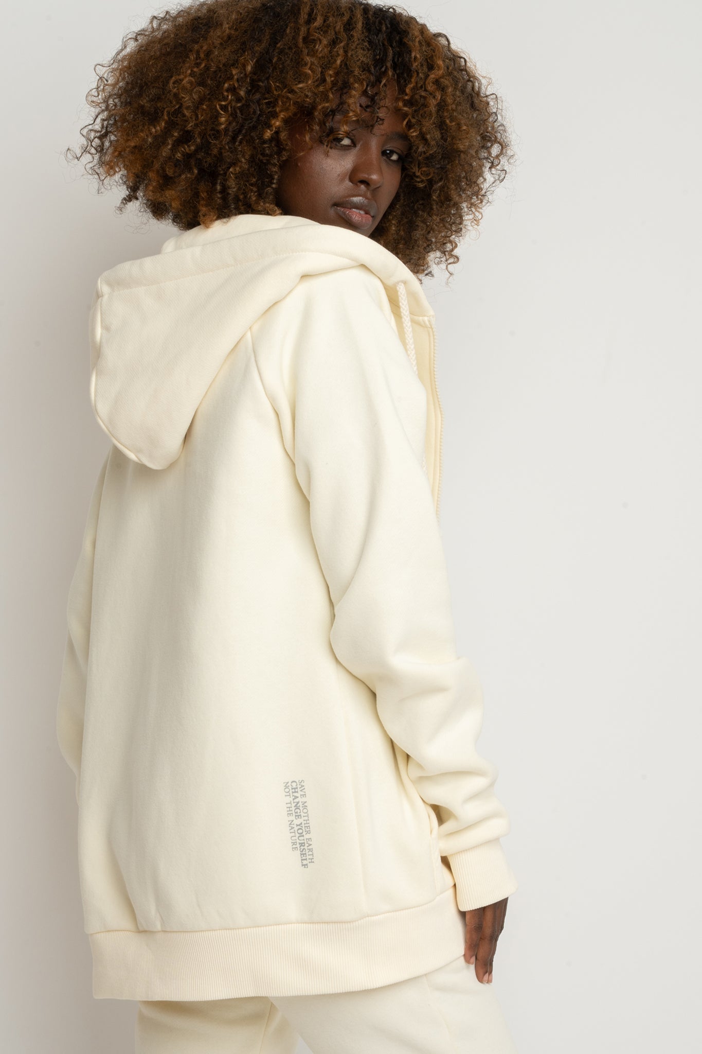 ECRU ZIP-UP HOODIE - ZANZIBAR