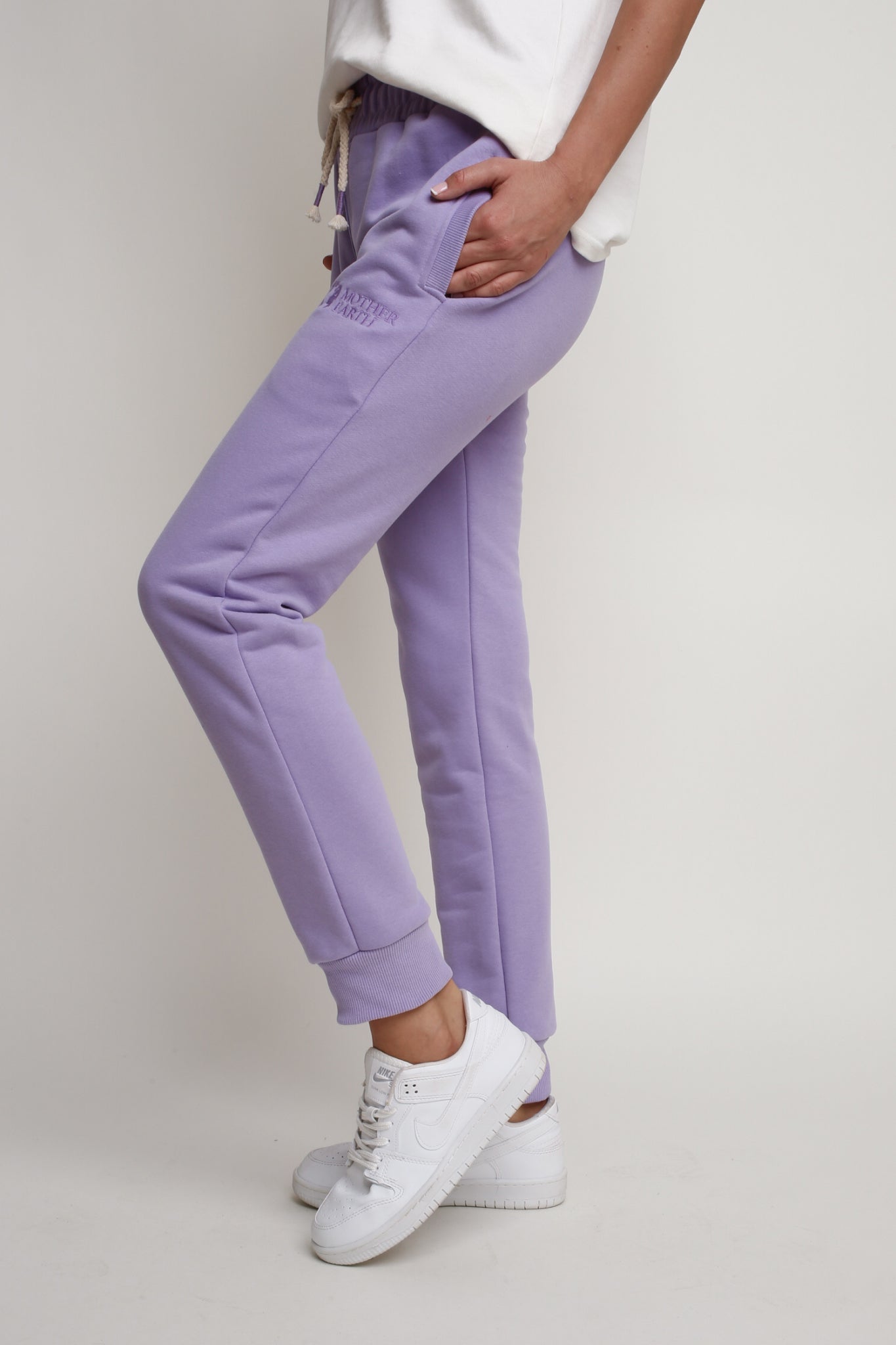 PURPLE SWEATPANTS - BELINDA