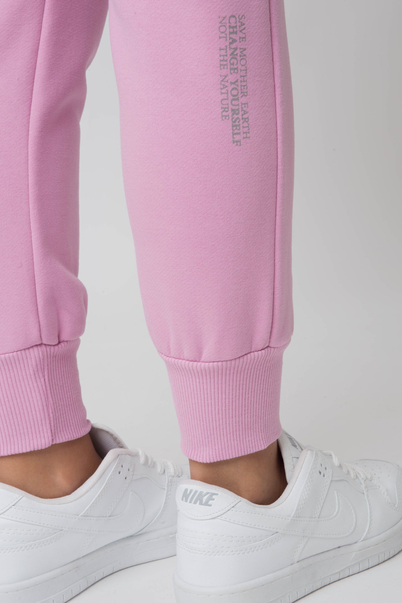 CANDY PINK JOGGER SWEATPANTS - BEGERA