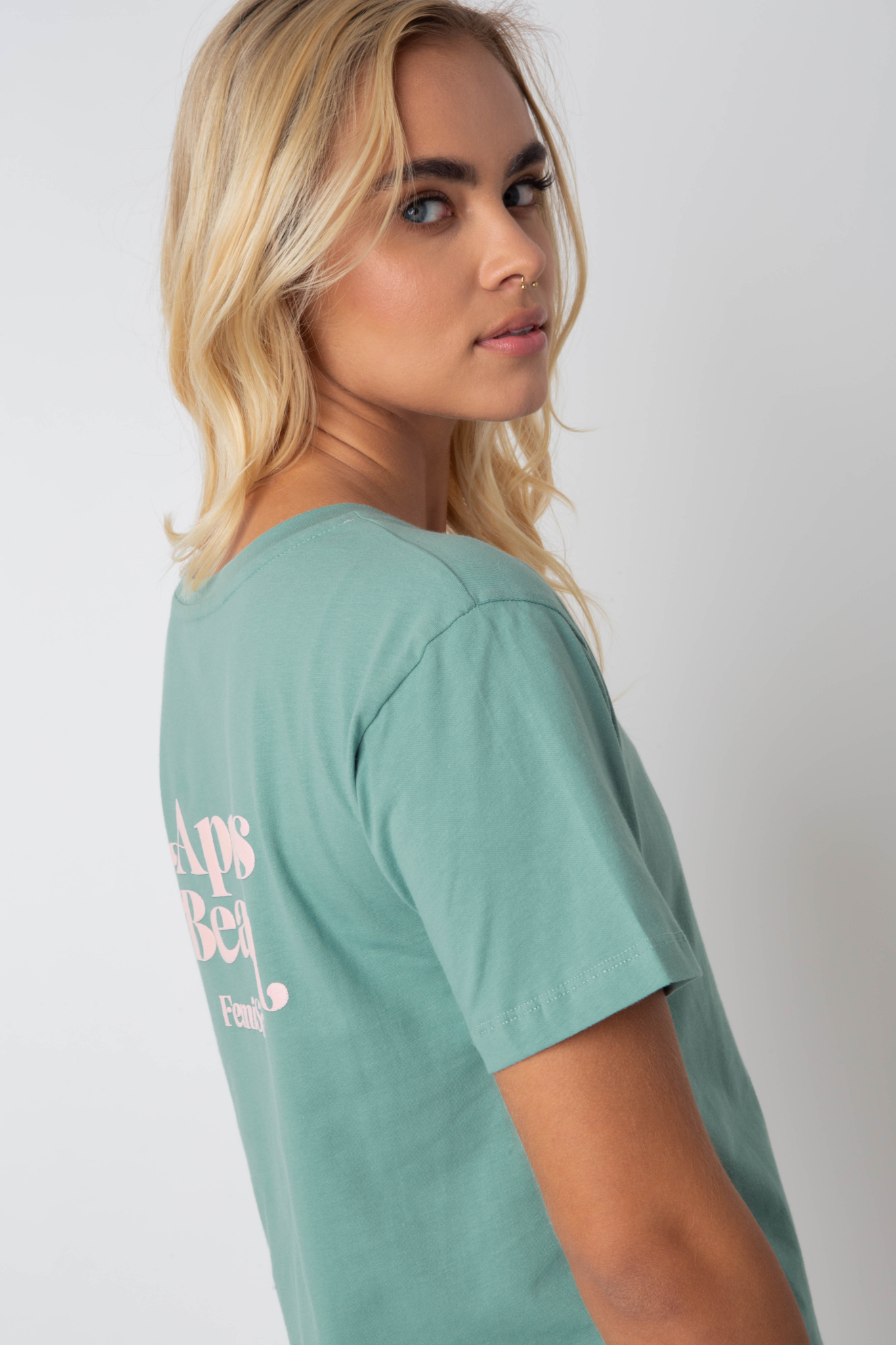 Apres Beach Mint T -Shirt mit rosa Druck - Manuel