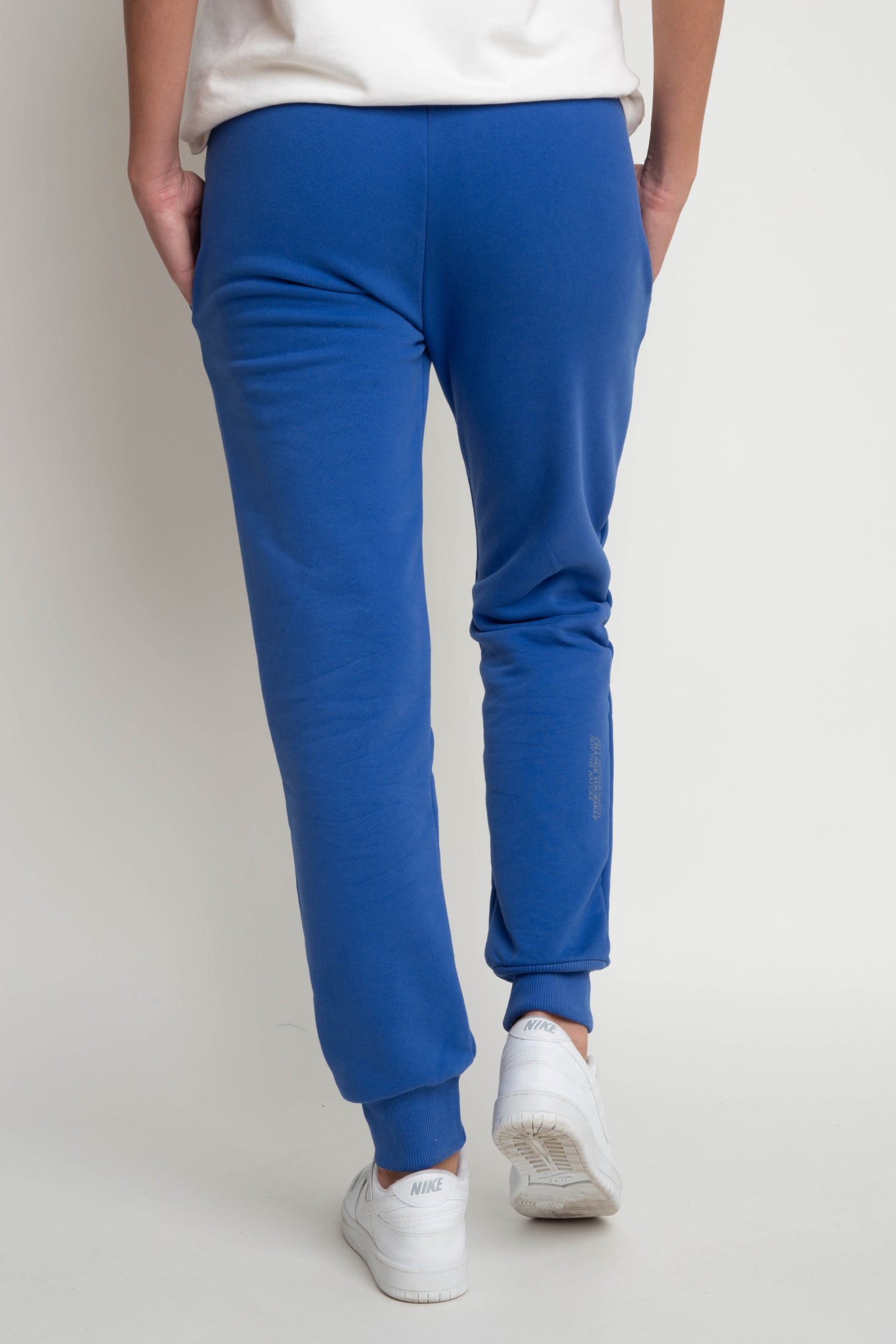 BLUE SWEATPANTS - BELINDA