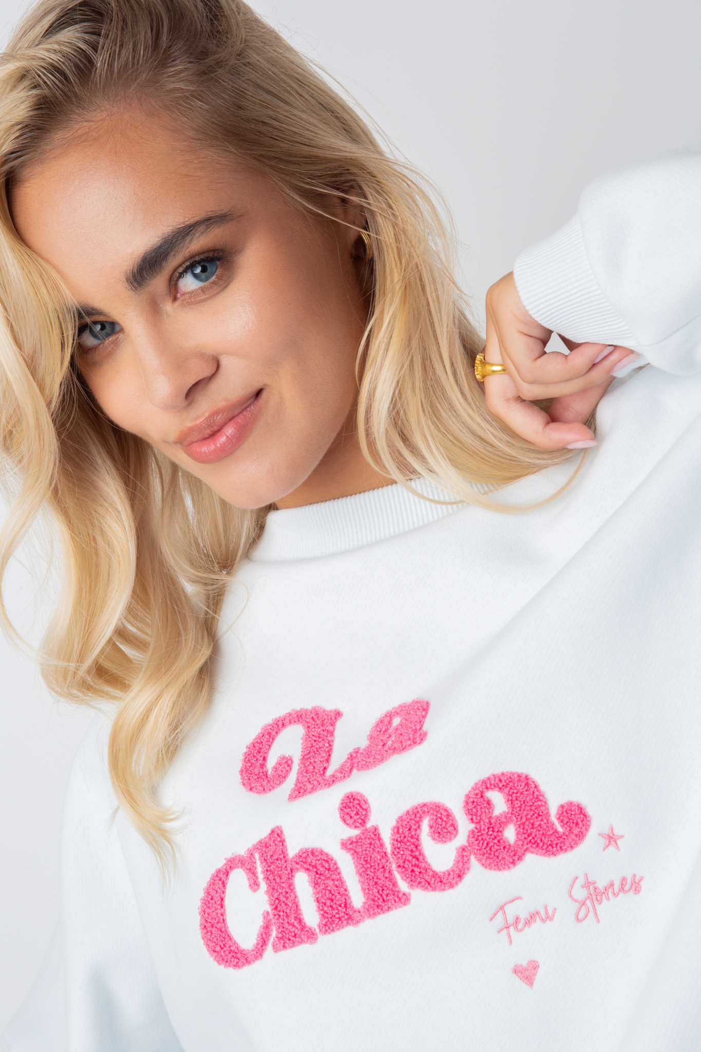 La Chica Crewneck Sweatshirt in Weiß - Vald