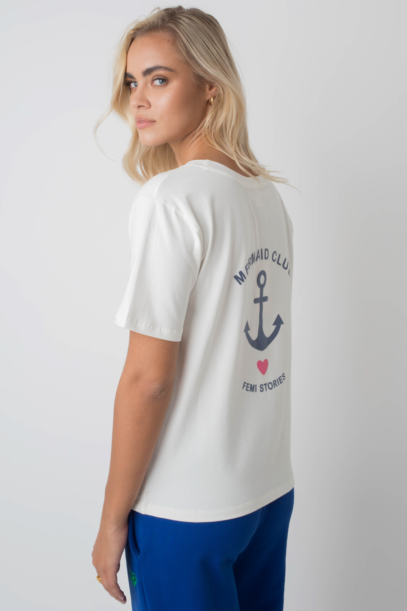 Mermaid Club ECRU T -Shirt mit Marine Blue Print - Manuel